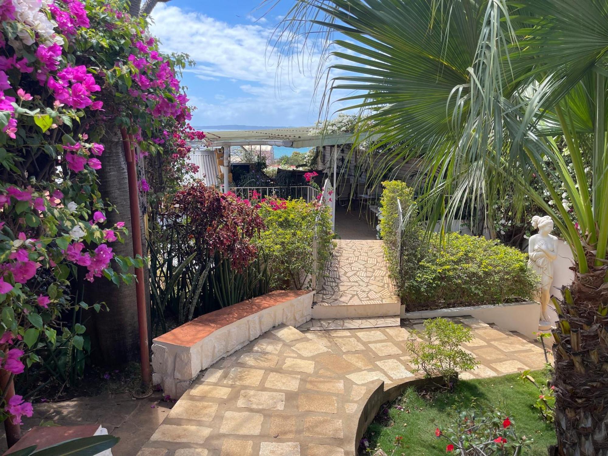 Le Jardin Exotique Hotel Antsiranana Екстериор снимка