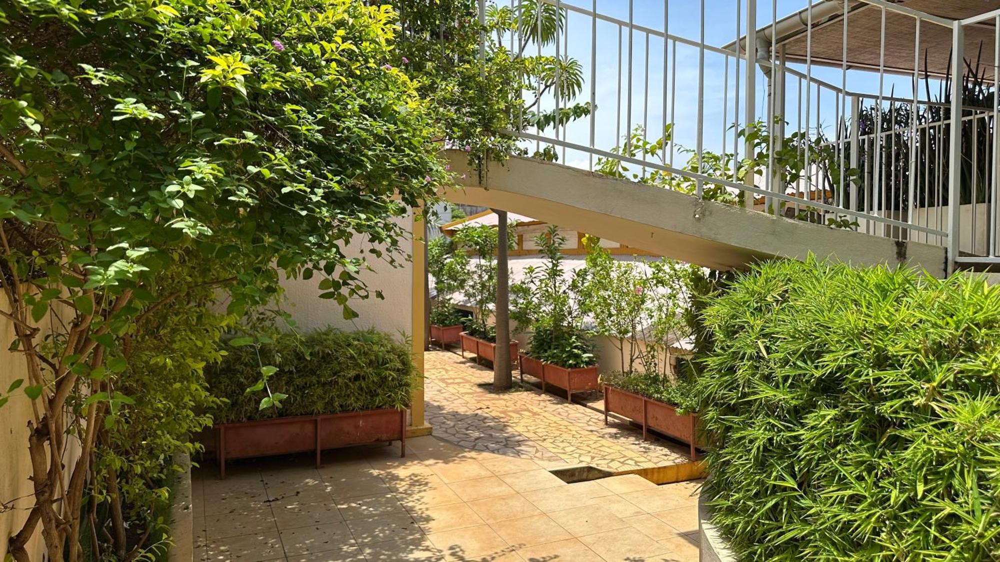 Le Jardin Exotique Hotel Antsiranana Екстериор снимка